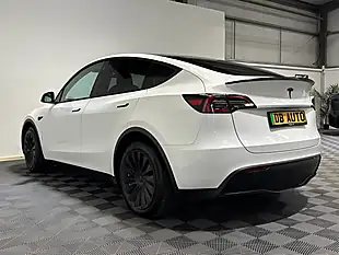 Used 2022 Tesla Model Y Long Range White - Interior and Exterior details 8