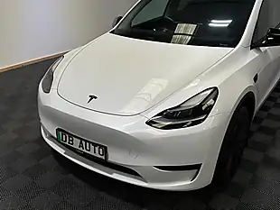 Used 2022 Tesla Model Y Long Range White - Interior and Exterior details 9