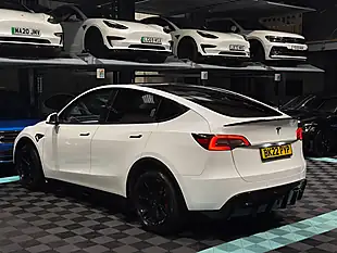 Used 2022 Tesla Model Y Long Range White - Interior and Exterior details 7