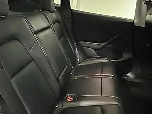 Used 2022 Tesla Model Y Long Range White - Interior and Exterior details 17