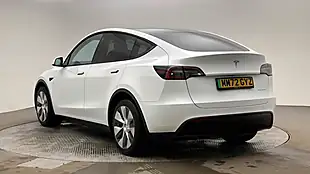Used 2022 Tesla Model Y Long Range White - Interior and Exterior details 3