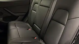 Used 2022 Tesla Model Y Long Range White - Interior and Exterior details 7