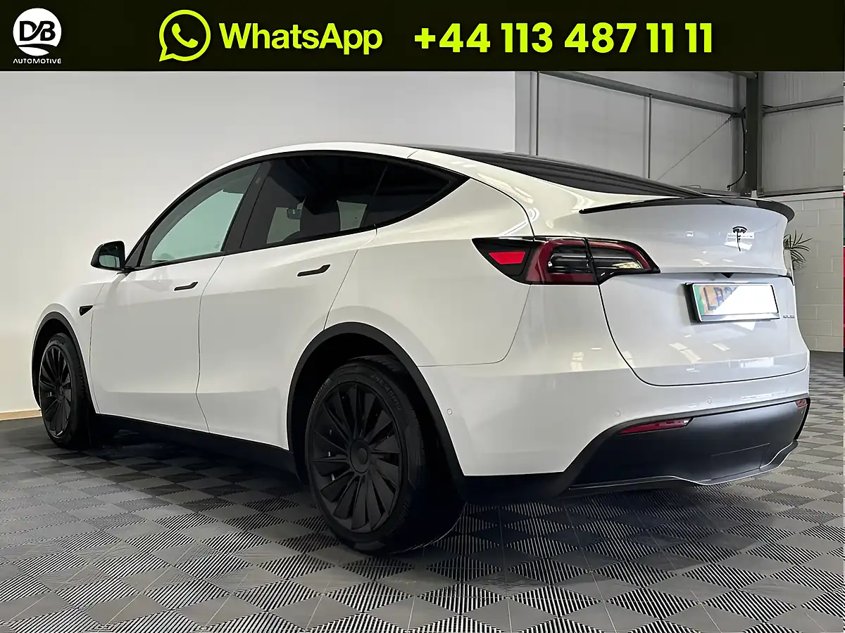 Used 2022 Tesla Model Y Long Range White - Interior and Exterior details 8