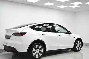 Used 2022 Tesla Model Y Long Range White - Interior and Exterior details 15