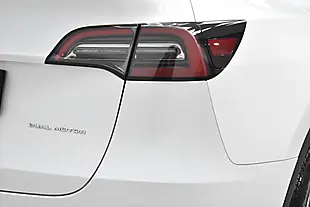 Used 2022 Tesla Model Y Long Range White - Interior and Exterior details 16