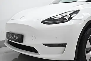 Used 2022 Tesla Model Y Long Range White - Interior and Exterior details 6