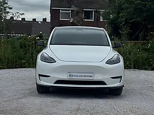 Used 2022 Tesla Model Y Long Range White - Interior and Exterior details 5