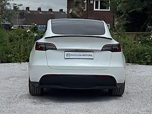 Used 2022 Tesla Model Y Long Range White - Interior and Exterior details 8