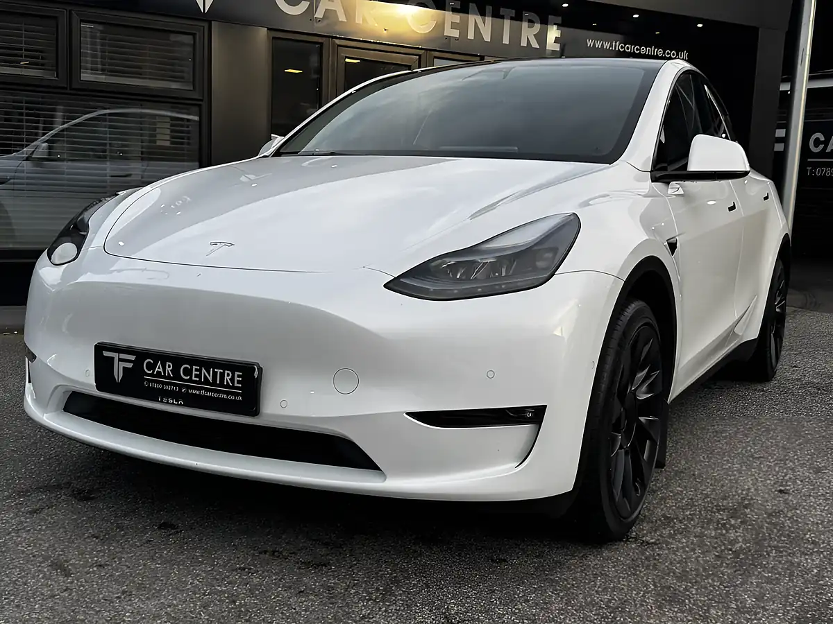 Used 2022 Tesla Model Y Long Range White - Interior and Exterior details 11