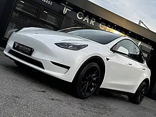 Used 2022 Tesla Model Y Long Range White - Interior and Exterior details 12