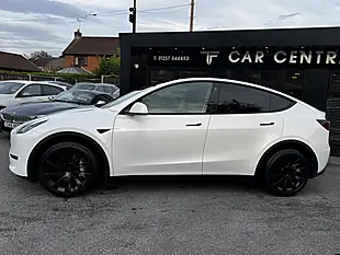 Used 2022 Tesla Model Y Long Range White - Interior and Exterior details 4