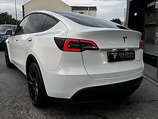 Used 2022 Tesla Model Y Long Range White - Interior and Exterior details 7