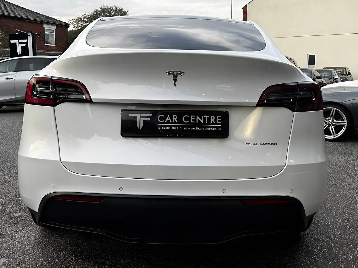 Used 2022 Tesla Model Y Long Range White - Interior and Exterior details 8