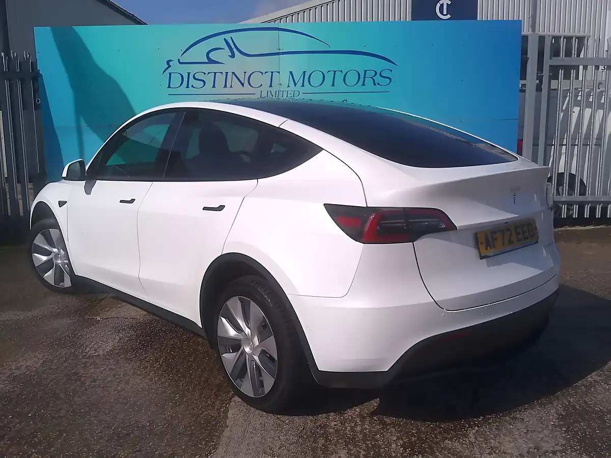 Used 2022 Tesla Model Y Long Range White - Interior and Exterior details 6
