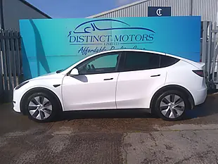 Used 2022 Tesla Model Y Long Range White - Interior and Exterior details 8