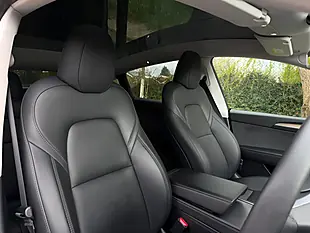 Used 2022 Tesla Model Y Long Range White - Interior and Exterior details 12