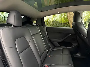 Used 2022 Tesla Model Y Long Range White - Interior and Exterior details 13