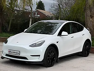 Used 2022 Tesla Model Y Long Range White - Interior and Exterior details 3