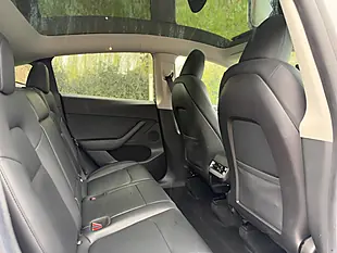 Used 2022 Tesla Model Y Long Range White - Interior and Exterior details 11
