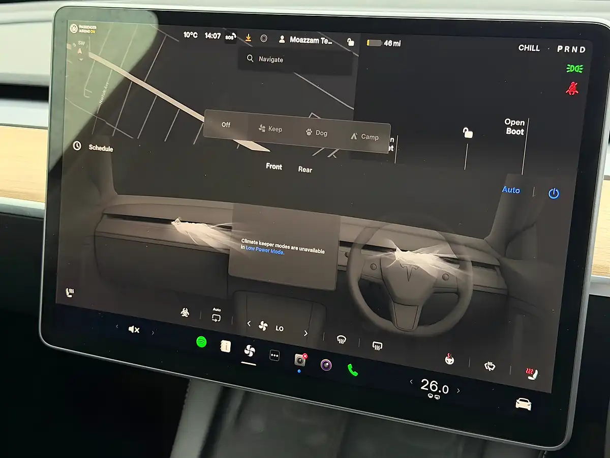Used 2022 Tesla Model Y Long Range White - Interior and Exterior details 17