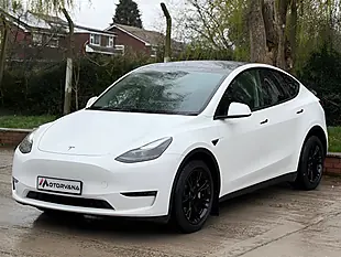 Used 2022 Tesla Model Y Long Range White - Interior and Exterior details 3