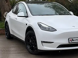 Used 2022 Tesla Model Y Long Range White - Interior and Exterior details 5