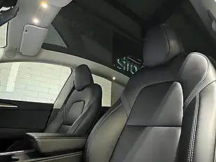 Used 2022 Tesla Model Y Long Range White - Interior and Exterior details 12