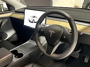 Used 2022 Tesla Model Y Long Range White - Interior and Exterior details 2
