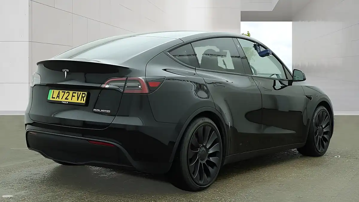 Used 2022 Tesla Model Y Performance Black - Interior and Exterior details 9