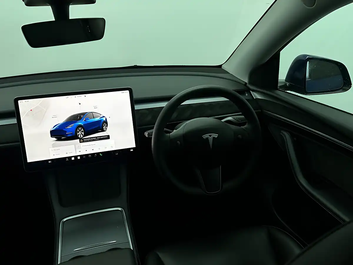 Used 2022 Tesla Model Y Style Pack Blue - Interior and Exterior details 19