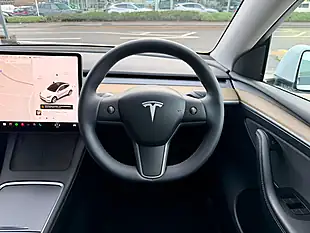 Used 2022 Tesla Model Y SUV 5dr White - Interior and Exterior details 20