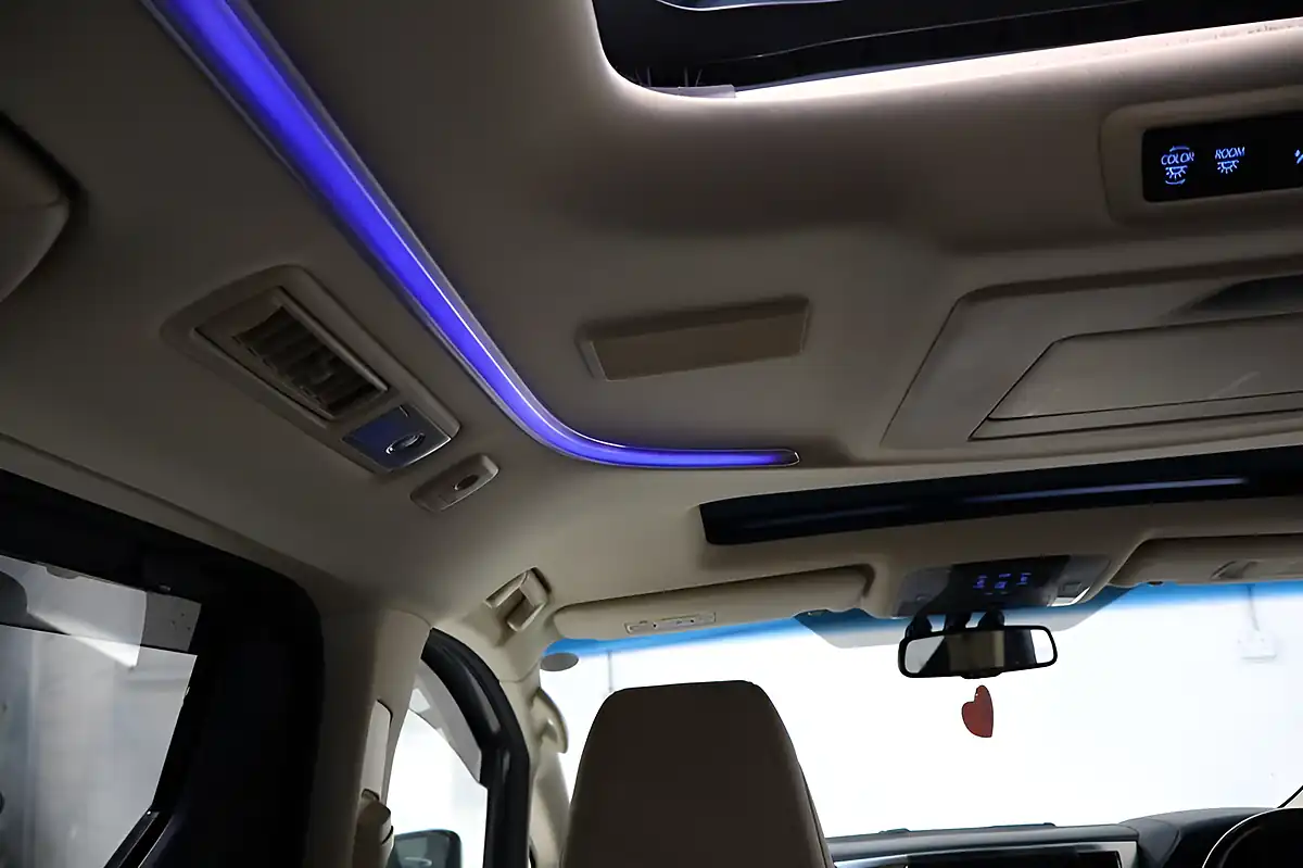 Used 2022 Toyota Alphard Executive Lounge White - Interior and Exterior details 16