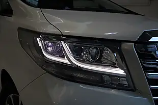 Used 2022 Toyota Alphard Executive Lounge White - Interior and Exterior details 2
