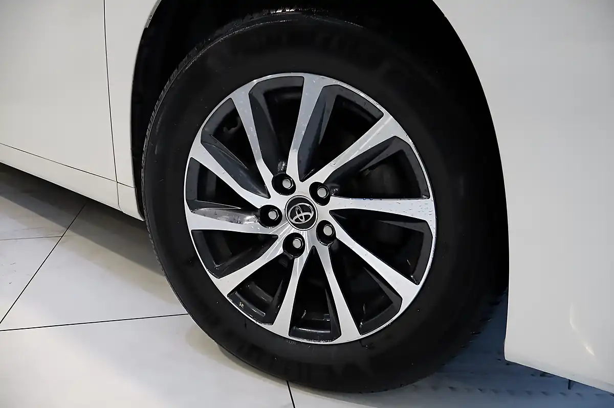 Used 2022 Toyota Alphard Executive Lounge White - Interior and Exterior details 3
