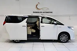 Used 2022 Toyota Alphard Executive Lounge White - Interior and Exterior details 5