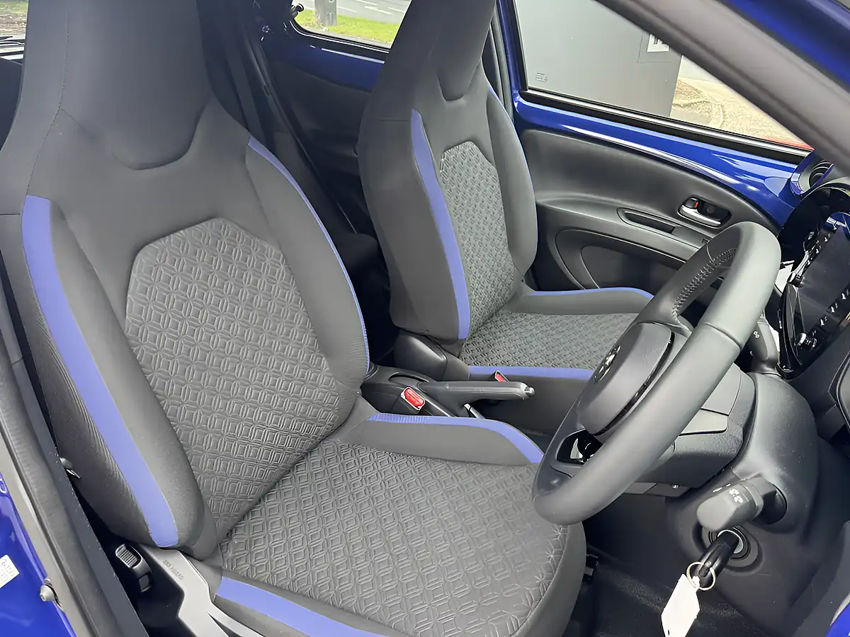 Used 2022 Toyota Aygo X Edge Blue - Interior and Exterior details 4