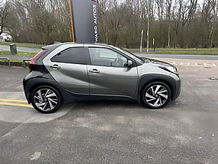 Used 2022 Toyota Aygo X Edge Green - Interior and Exterior details 4