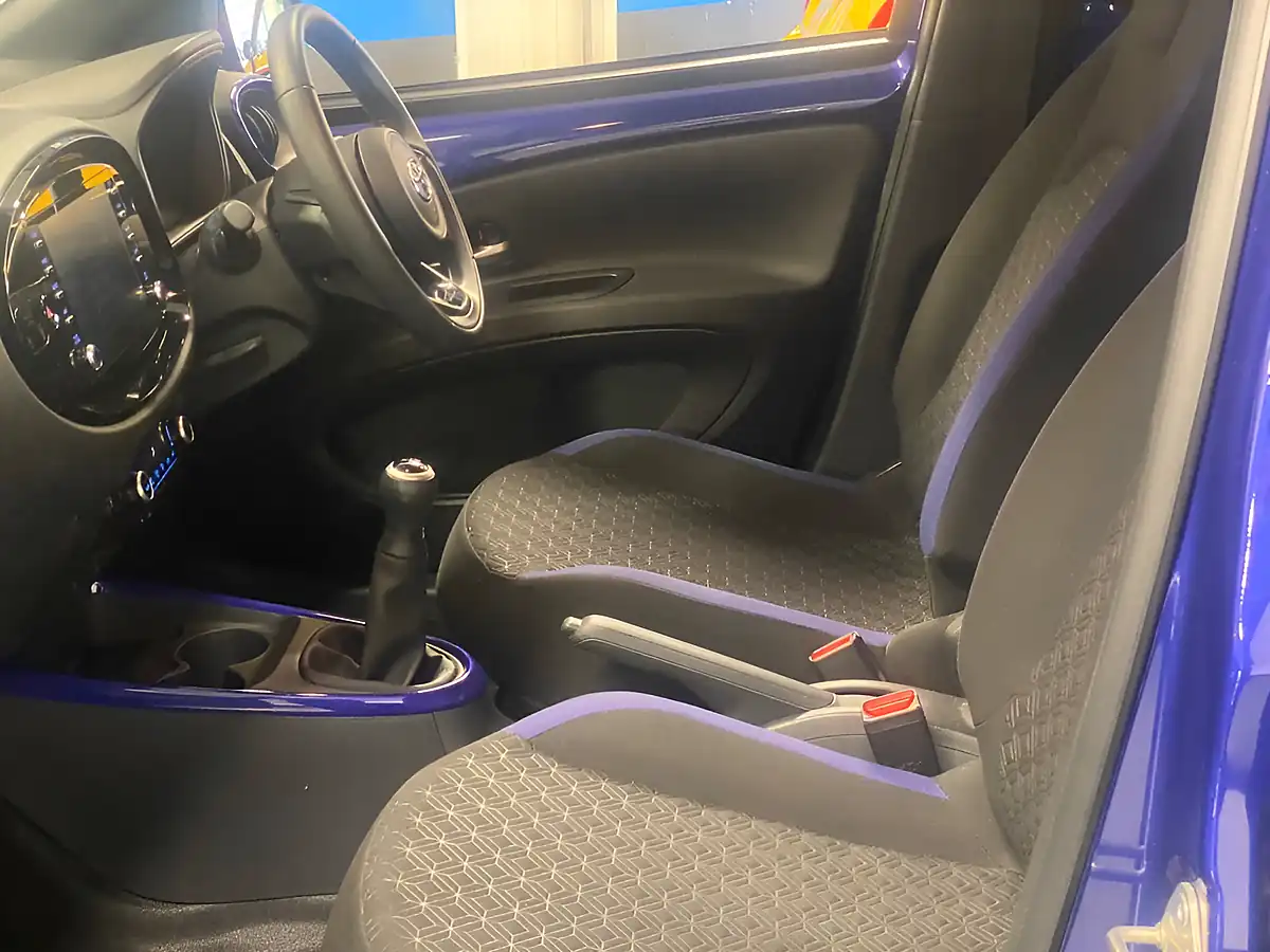 Used 2022 Toyota Aygo X Edge Juniper Blue - Interior and Exterior details 12