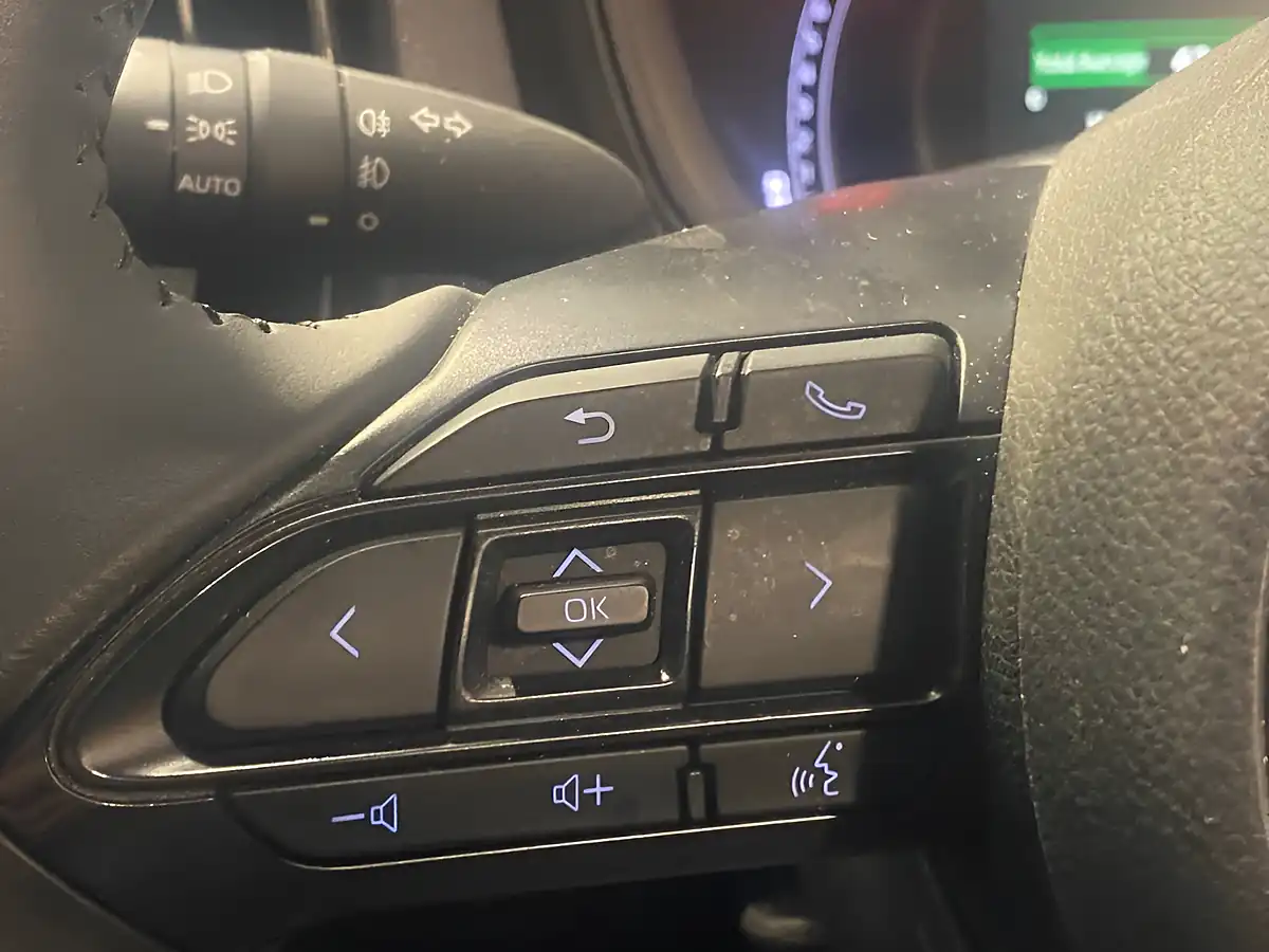 Used 2022 Toyota Aygo X Edge Juniper Blue - Interior and Exterior details 16