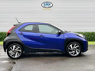 Used 2022 Toyota Aygo X Edge Juniper Blue With Black Roof - Interior and Exterior details 2