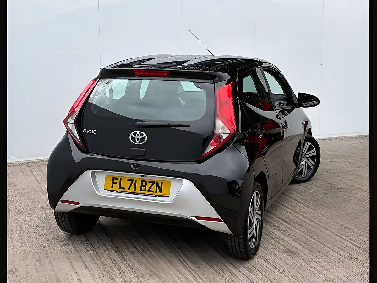 Used 2022 Toyota Aygo X-Play Tss Bold Black - Interior and Exterior details 12