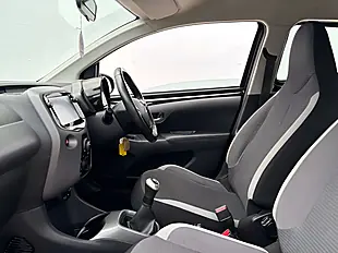 Used 2022 Toyota Aygo X-Play Tss Bold Black - Interior and Exterior details 19