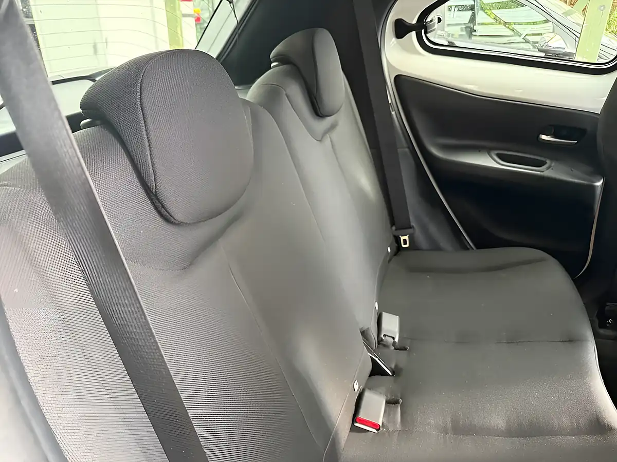 Used 2022 Toyota Aygo X Pure White - Interior and Exterior details 8