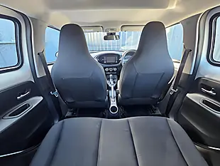 Used 2022 Toyota Aygo X Pure White - Interior and Exterior details 11