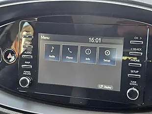 Used 2022 Toyota Aygo X Pure White - Interior and Exterior details 16
