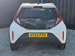 Used 2022 Toyota Aygo X Pure White - Interior and Exterior details 5