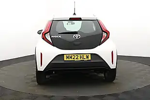 Used 2022 Toyota Aygo X Pure White - Interior and Exterior details 4