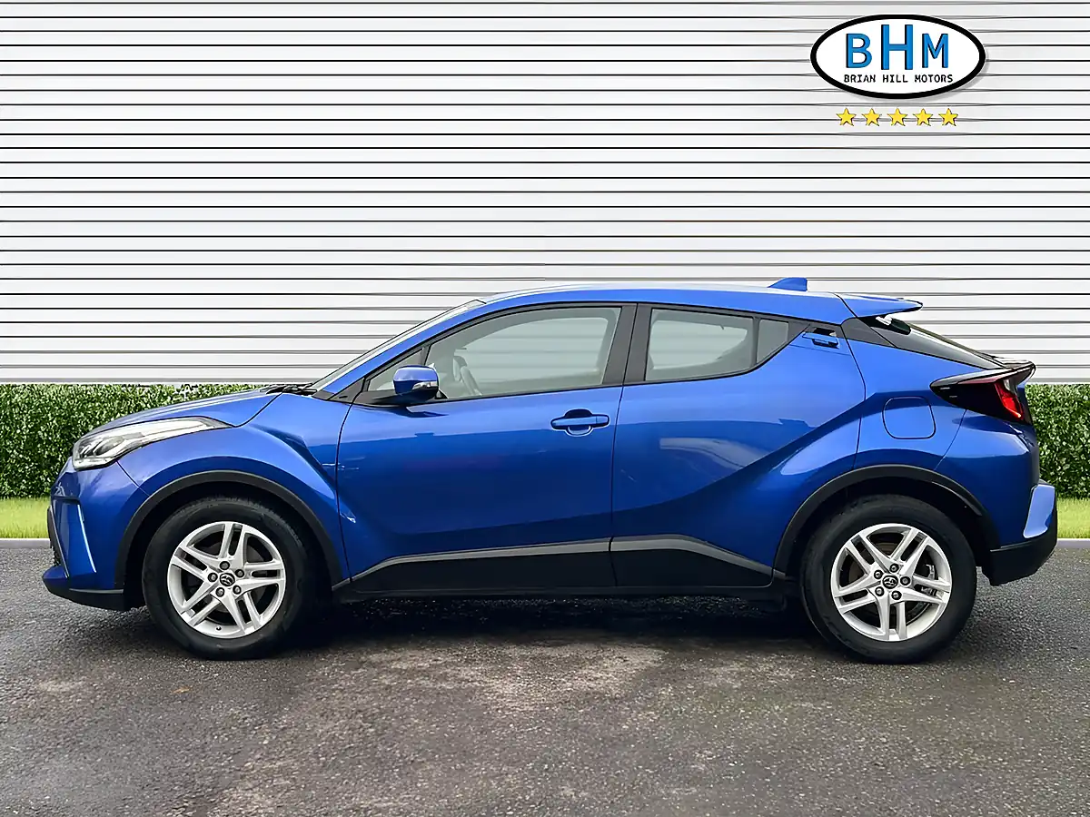 Used 2022 Toyota C-Hr Icon Metallic Midnight Teal - Interior and Exterior details 9