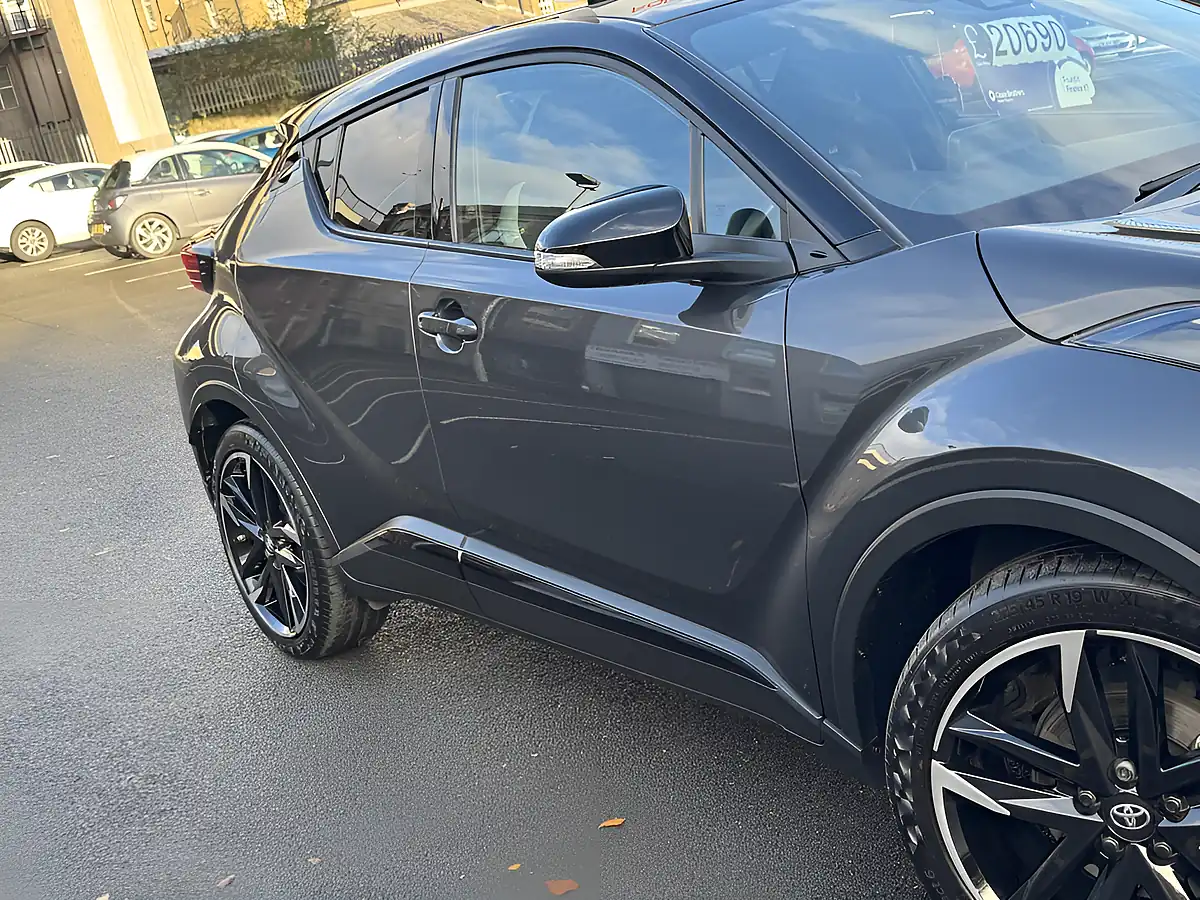 Used 2022 Toyota Chr Gr Sport Grey - Interior and Exterior details 8