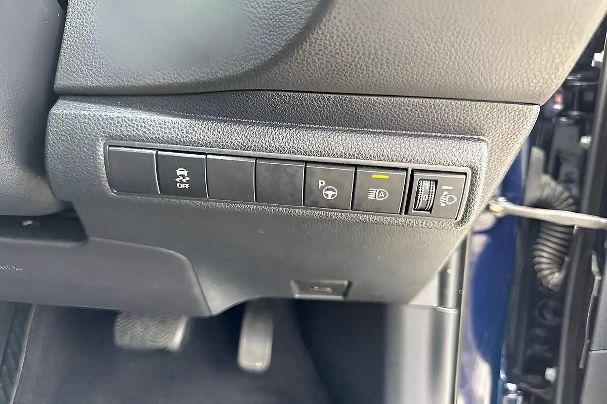 Used 2022 Toyota Corolla Design Touring Sports Blue - Interior and Exterior details 17